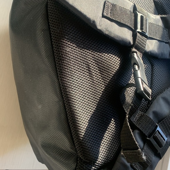 HArrow Blue and Gray Backpack with Sleek Design and Padded Straps sports - Picture 12 of 12